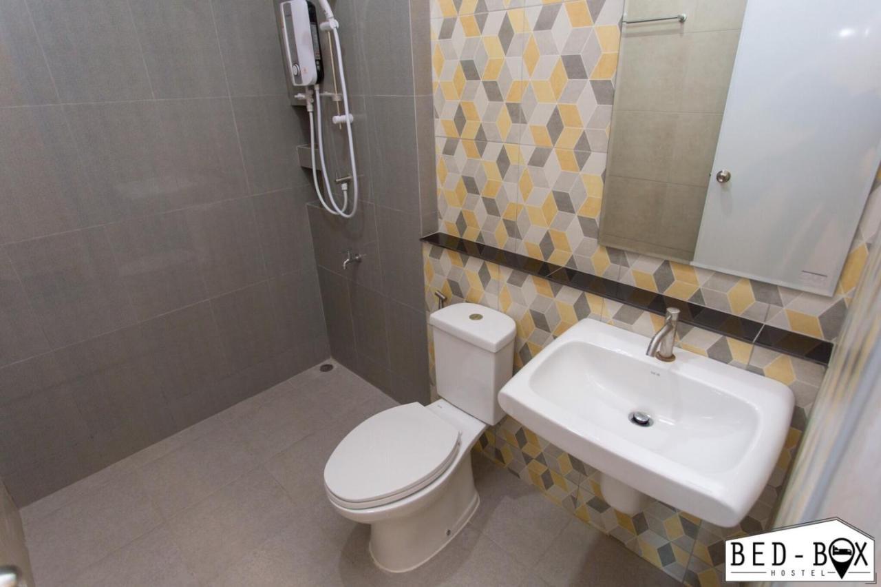 Bed Box Hotel Nakhonratchasima Buitenkant foto