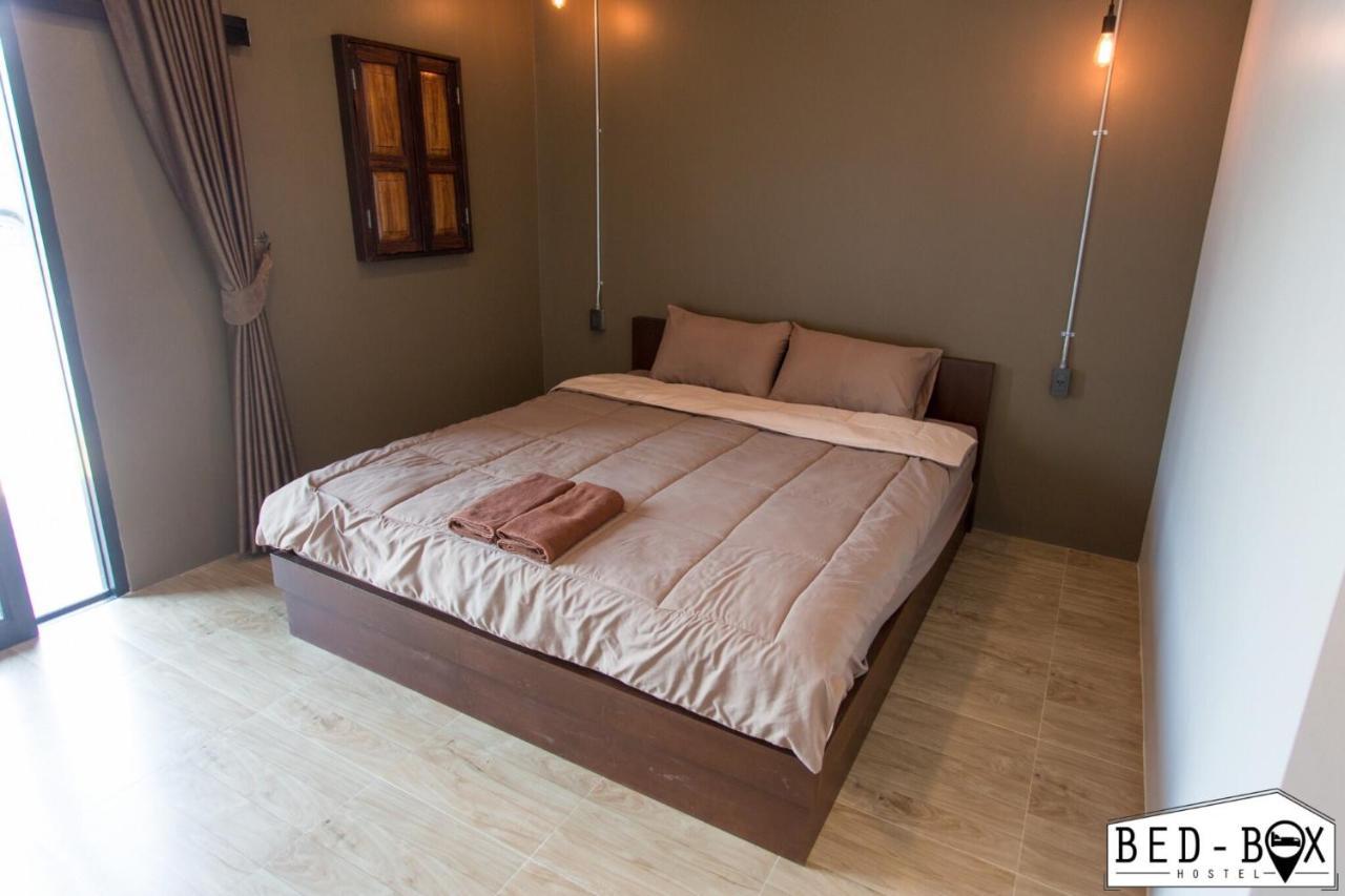 Bed Box Hotel Nakhonratchasima Buitenkant foto